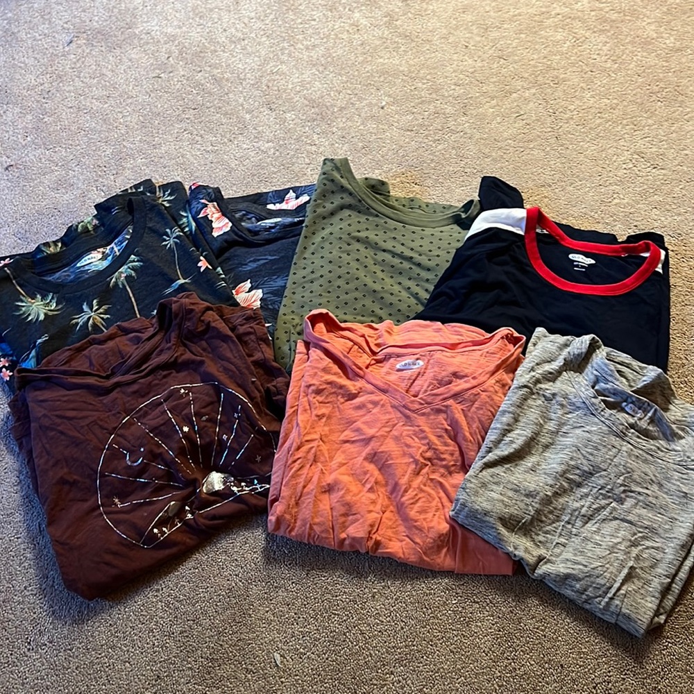 old navy tshirts!